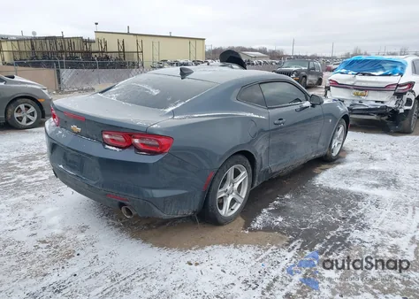 2022 Chevrolet Camaro Rwd 1Lt z USA, uszkodzony, nr VIN 1G1FB1RX6N0115986